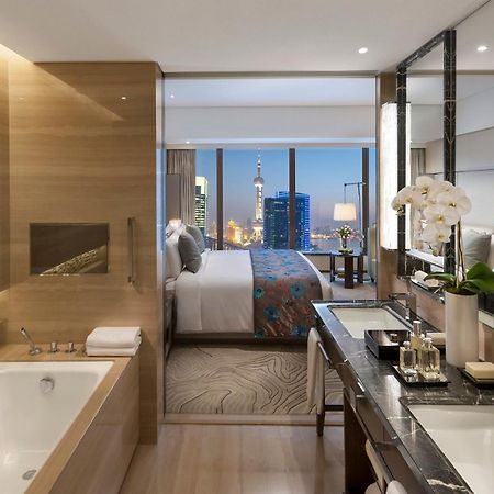 Mandarin Oriental Pudong, Shanghai Buitenkant foto